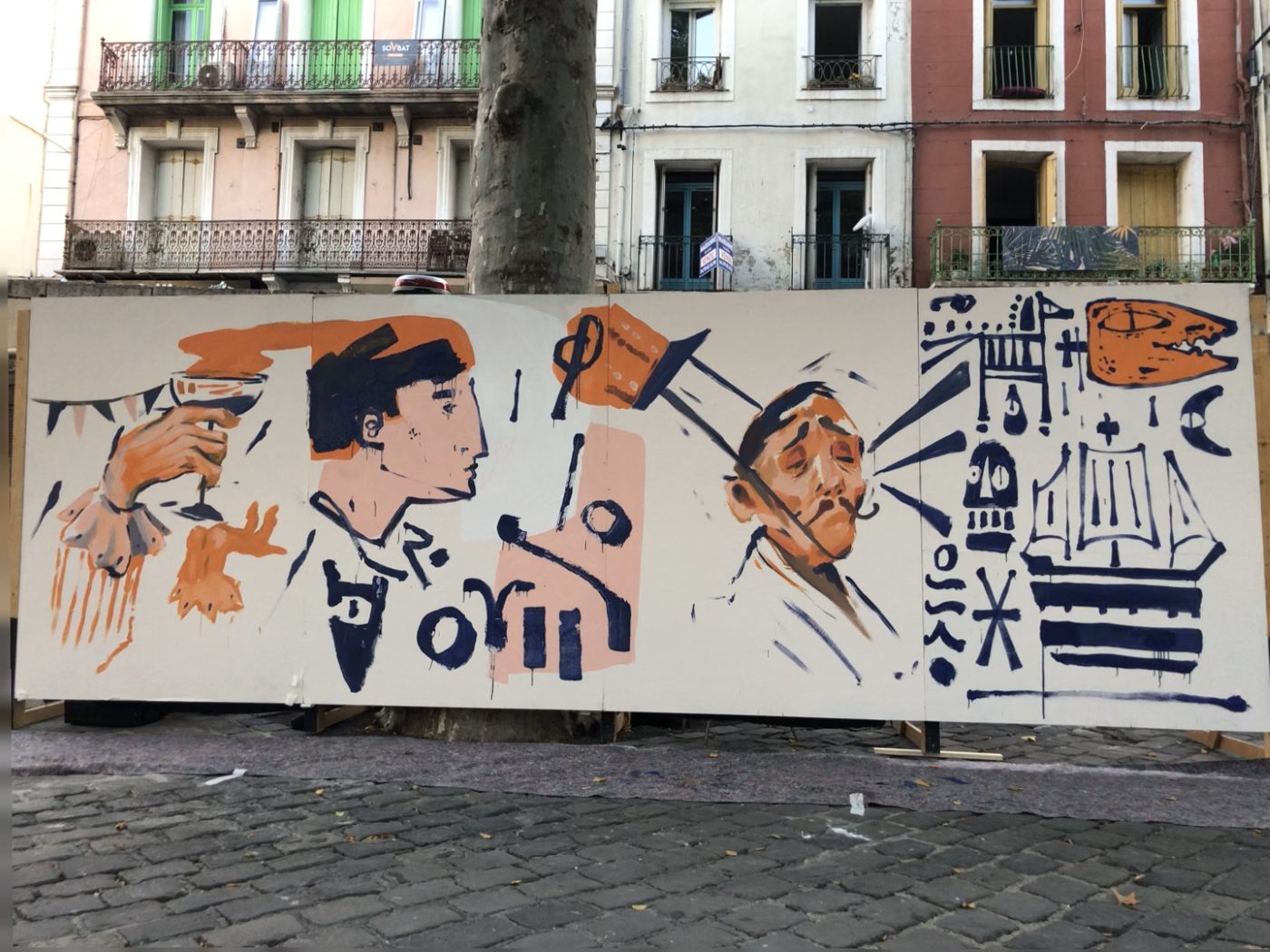 Fresque sur palissade en centre-ville de Sète, juin 2022